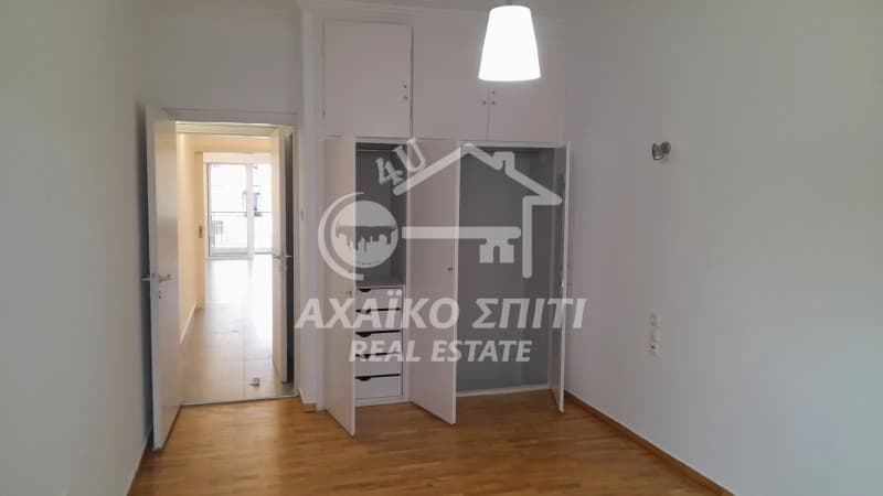Γραφείο στην Πυροσβεστείο, Πάτρα — Φωτογραφία 7 από 12