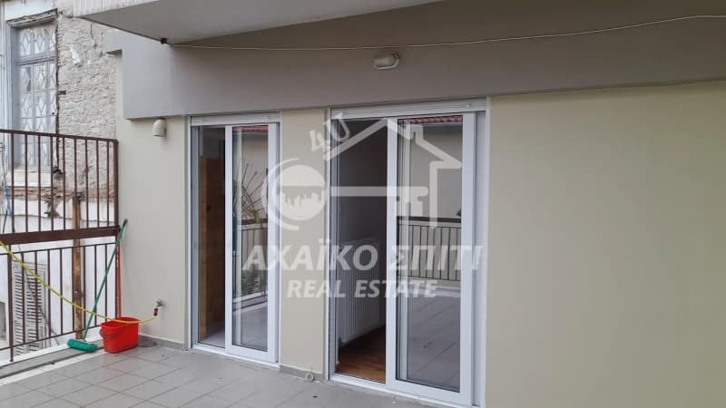 Γραφείο στην Πυροσβεστείο, Πάτρα — Φωτογραφία 9 από 12