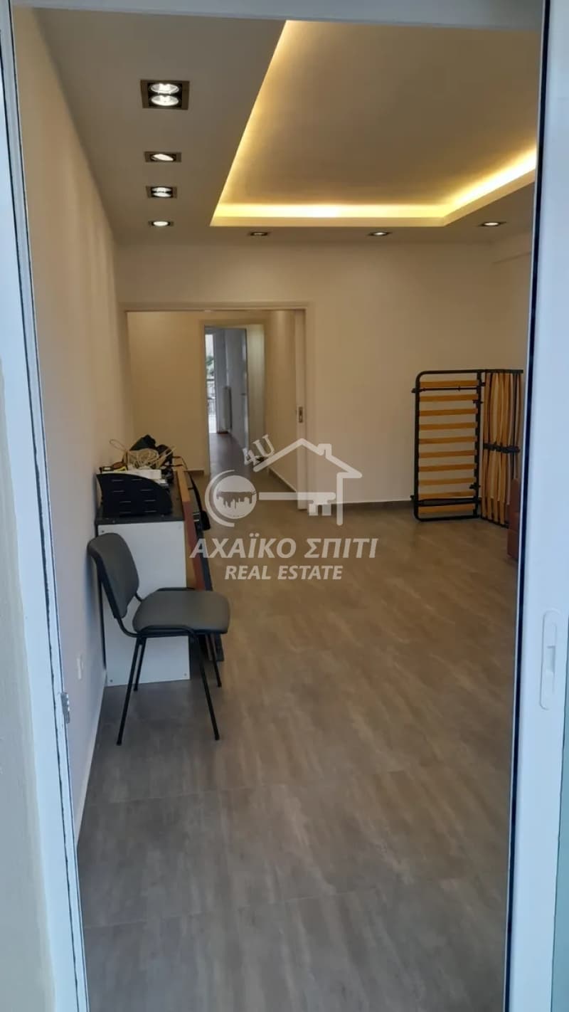 Γραφείο στην Πυροσβεστείο, Πάτρα — Φωτογραφία 3 από 12
