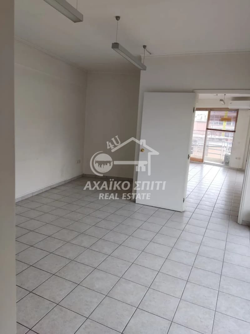 Γραφείο στην Αγία Σοφία, Πάτρα — Φωτογραφία 4 από 5