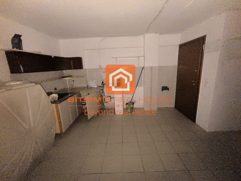 House in Panorama, Panorama — Photo 10 of 30