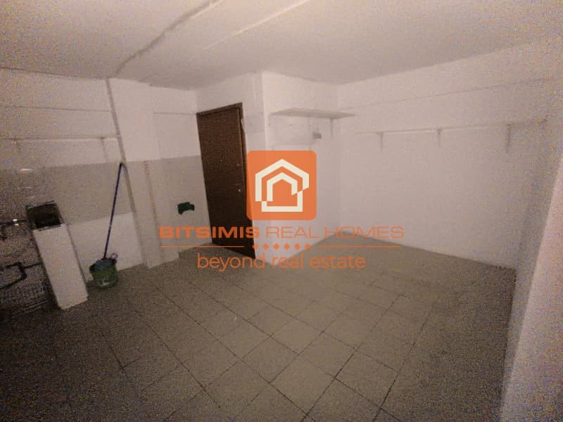 House in Panorama, Panorama — Photo 6 of 30