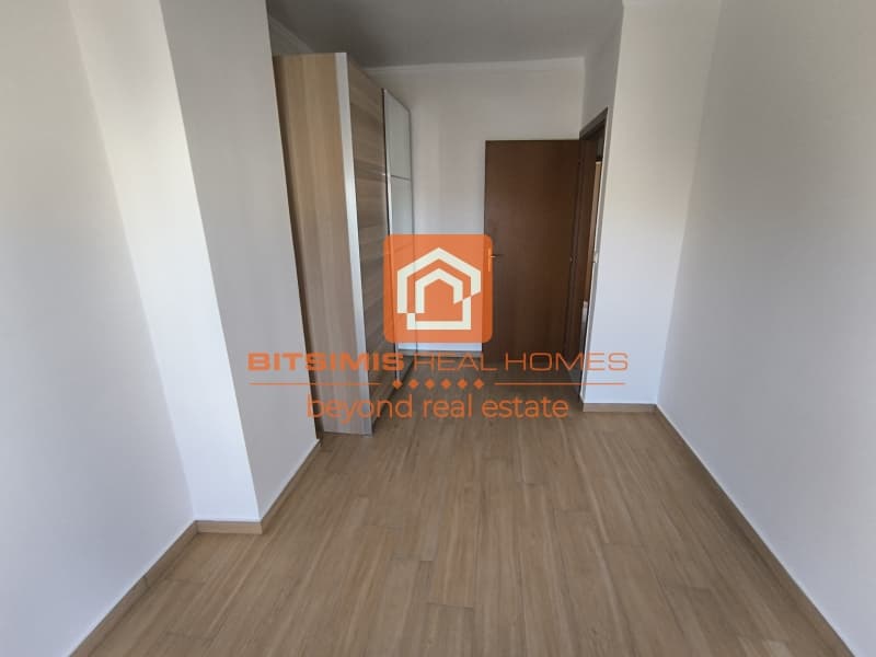 House in Panorama, Panorama — Photo 21 of 30