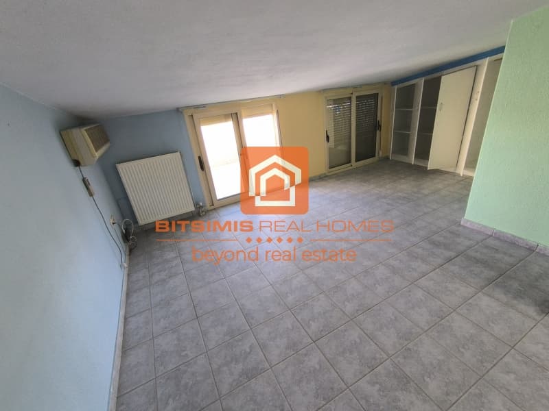 House in Panorama, Panorama — Photo 15 of 30