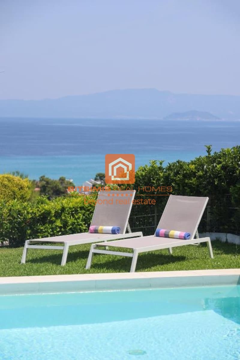 House in Chaniotis, Pallini — Photo 14 of 30