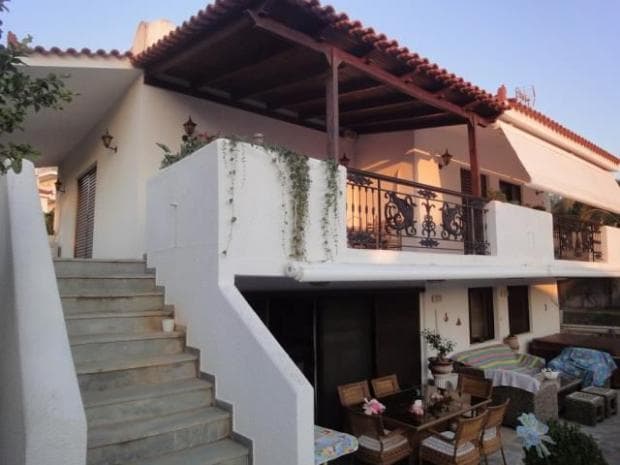 House in Saronida, Saronida — Photo 1 of 11