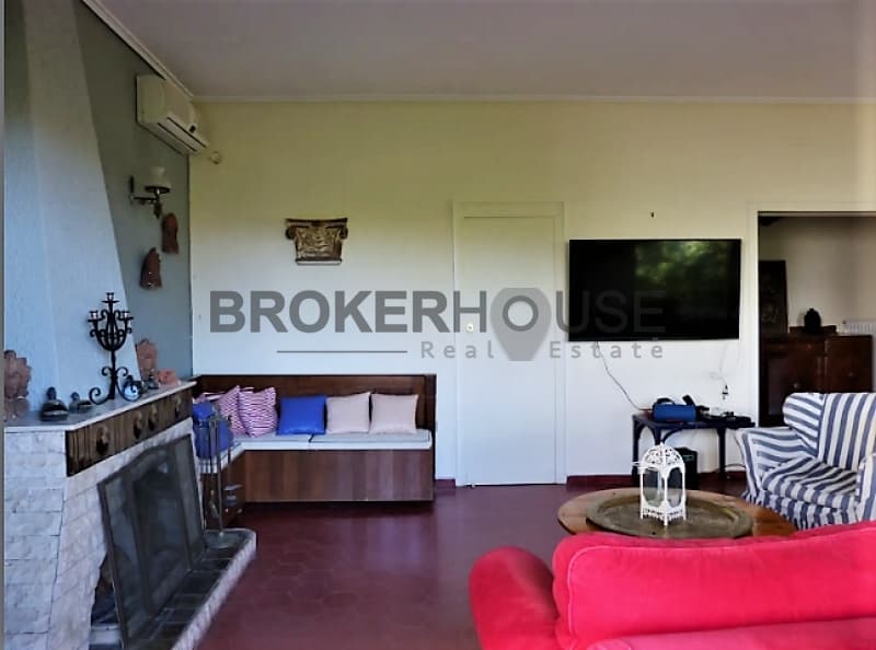 House in Saronida, Saronida — Photo 8 of 17