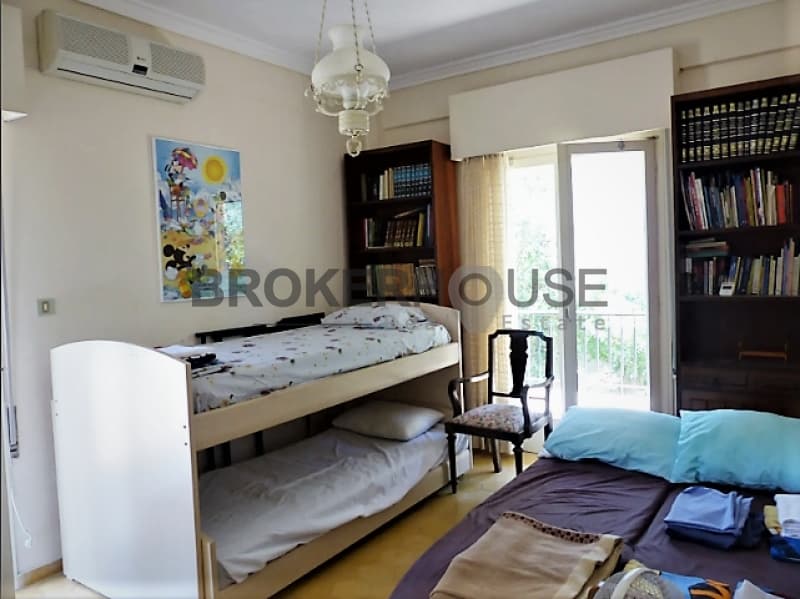 House in Saronida, Saronida — Photo 14 of 17