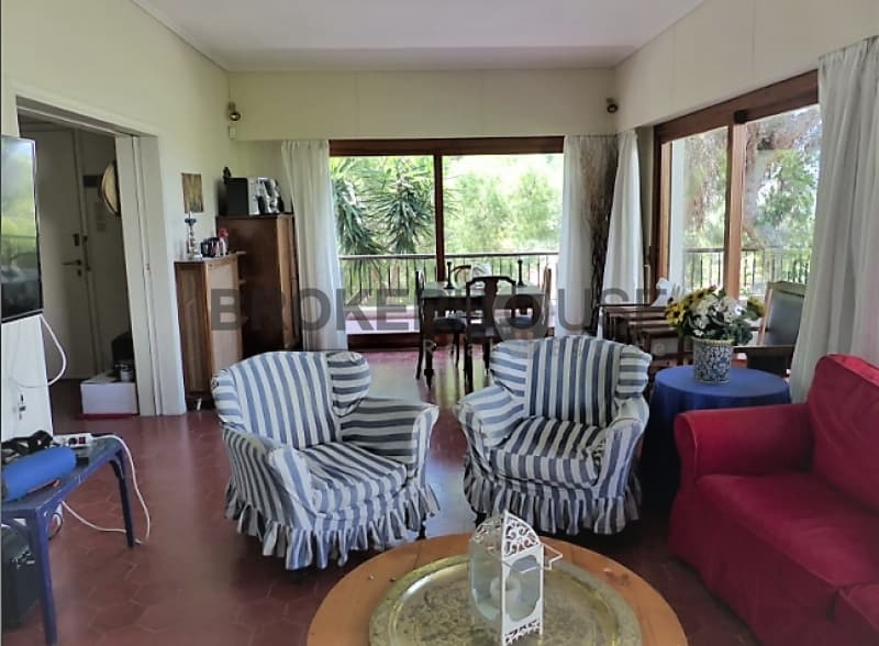 House in Saronida, Saronida — Photo 3 of 17