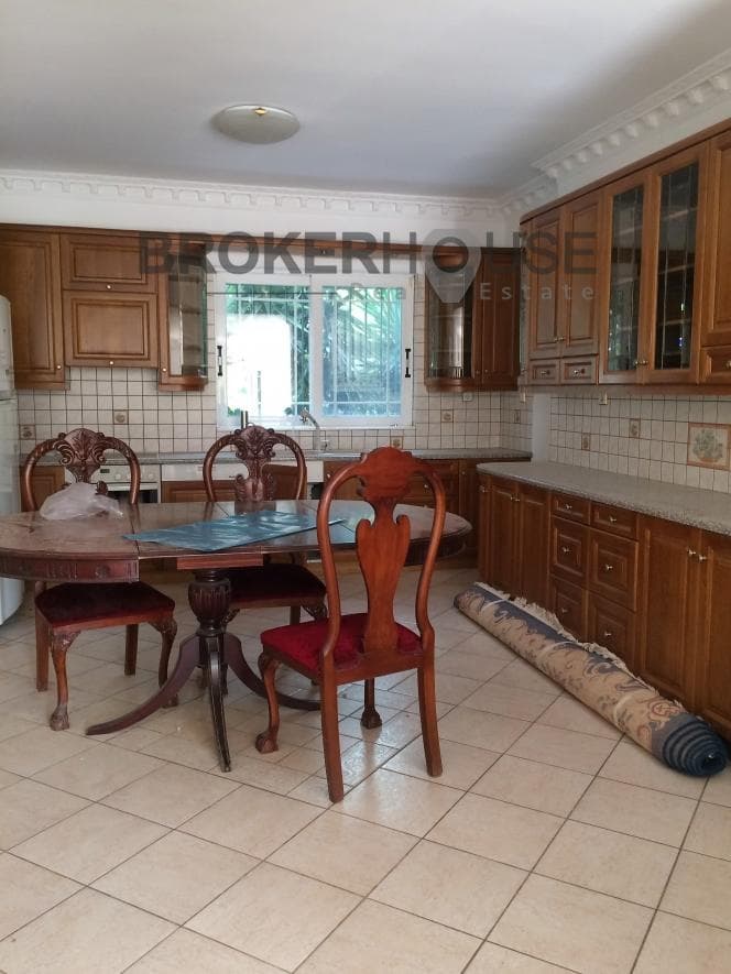 House in Lofos Kselaftaki, Kalivia Thorikou — Photo 9 of 11