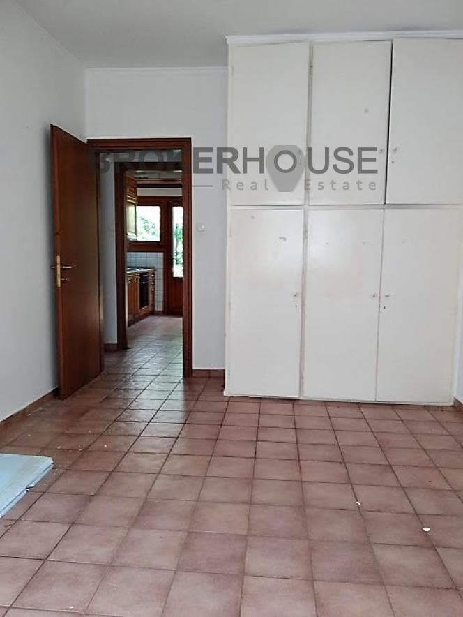 House in Saronida, Saronida — Photo 3 of 12