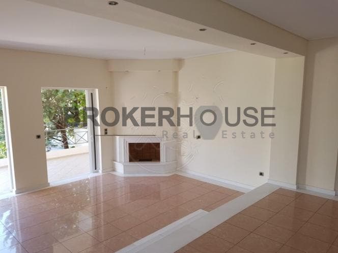 House in Saronida, Saronida — Photo 9 of 11