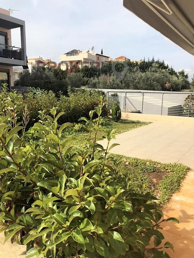 House in Κέντρο, Kalivia Thorikou — Photo 1 of 19