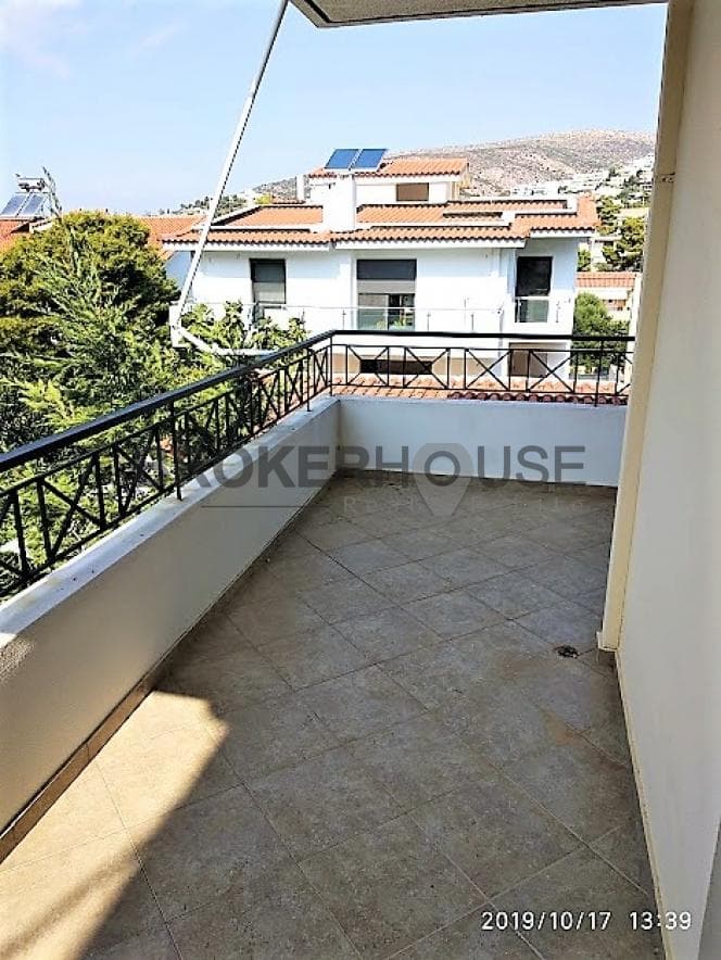 Apartment in Saronida, Saronida — Photo 1 of 13