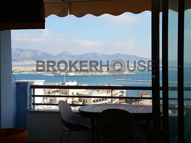 House in Mikrolimano, Piraeus — Photo 4 of 13
