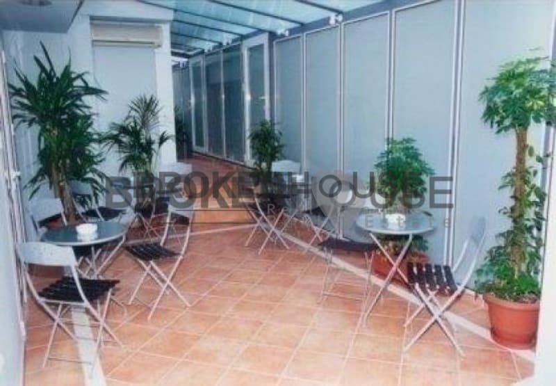 Office in Platia Kanigos, Exarchia - Neapoli — Photo 4 of 16
