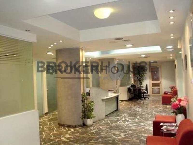 Office in Platia Kanigos, Exarchia - Neapoli — Photo 5 of 16