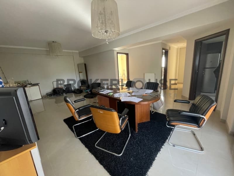 Apartment in Varis Koropiou Avenue, Vari - Varkiza — Photo 12 of 17