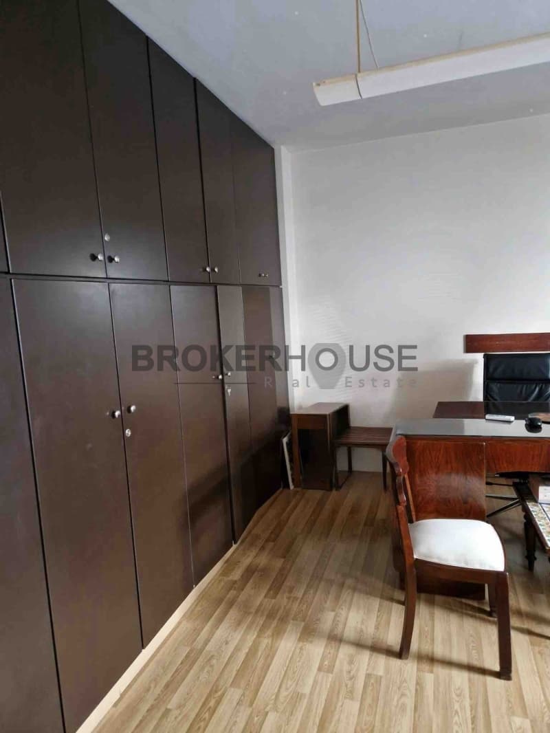 Office in Strefi, Exarchia - Neapoli — Photo 2 of 14