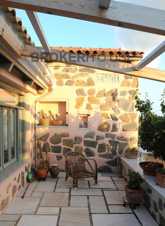 House in Kalivia, Kalivia Thorikou — Photo 8 of 19