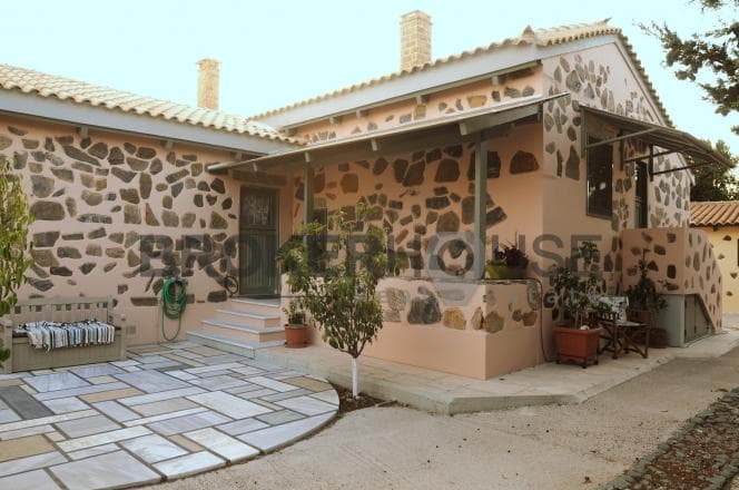 House in Kalivia, Kalivia Thorikou — Photo 13 of 19