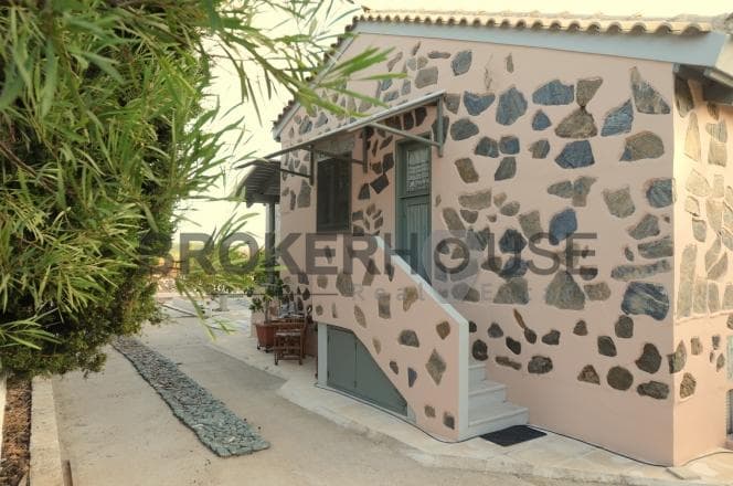 House in Kalivia, Kalivia Thorikou — Photo 16 of 19