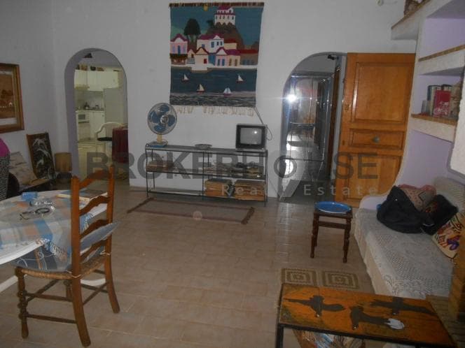 House in Katafigi, Palaia Fokaia — Photo 12 of 24