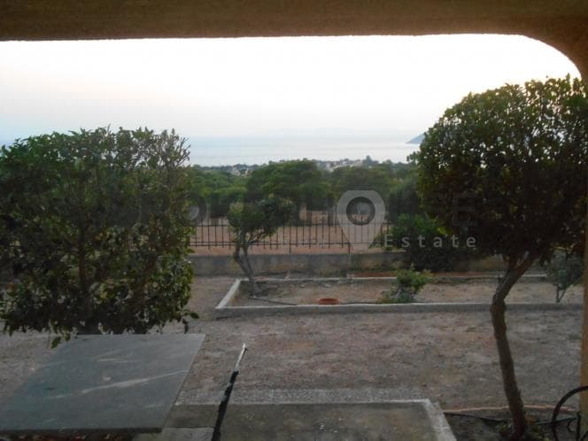 House in Katafigi, Palaia Fokaia — Photo 1 of 24