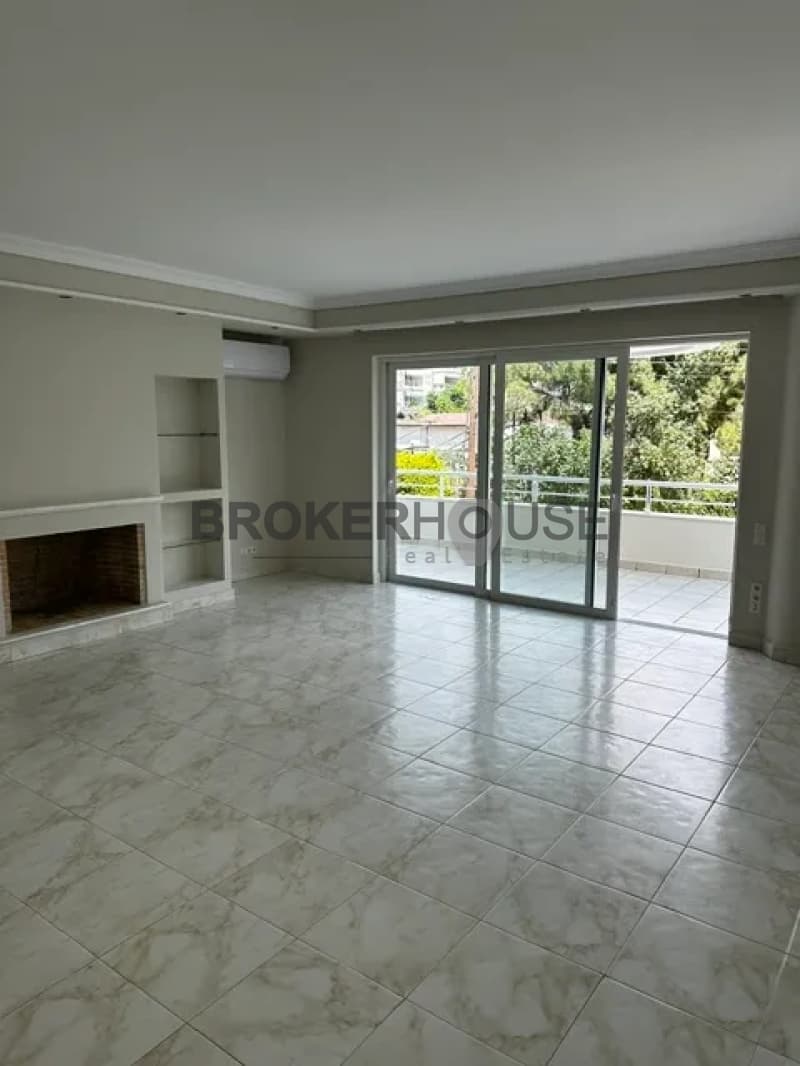 Διαμέρισμα στην Κάτω Βούλα, Βούλα — Φωτογραφία 1 από 11