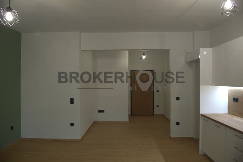 Apartment in Plateia Davaki, Kalithea — Photo 8 of 13