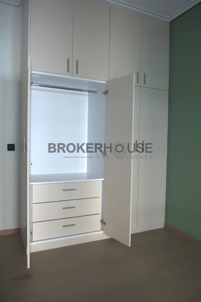 Apartment in Plateia Davaki, Kalithea — Photo 5 of 13