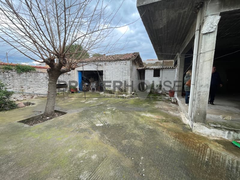 House in Center, Koropi — Photo 4 of 13