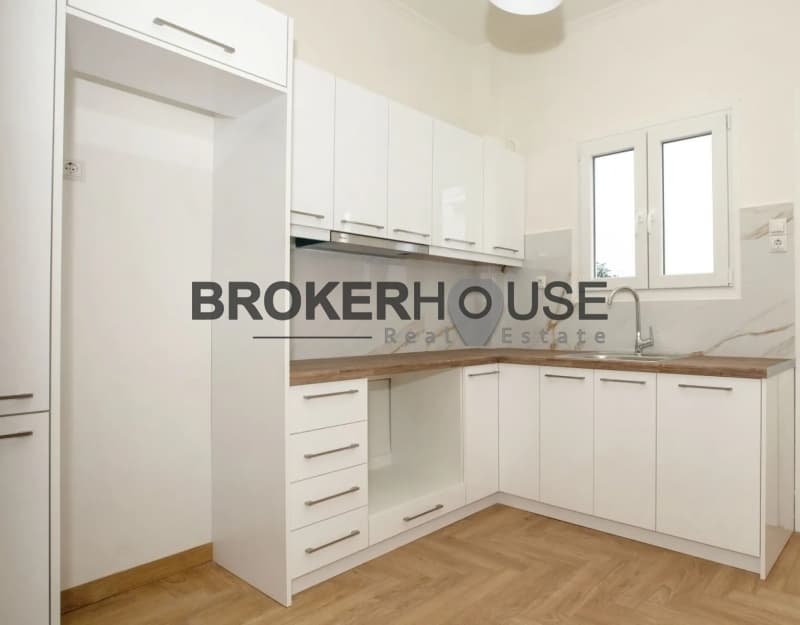 Apartment in Leof. Liosion, Attiki — Photo 5 of 12