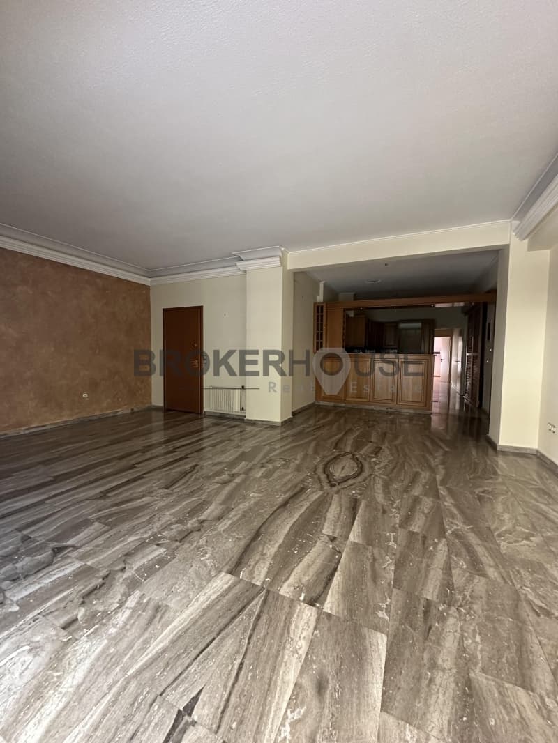 Apartment in Semeli, Attiki — Photo 2 of 15