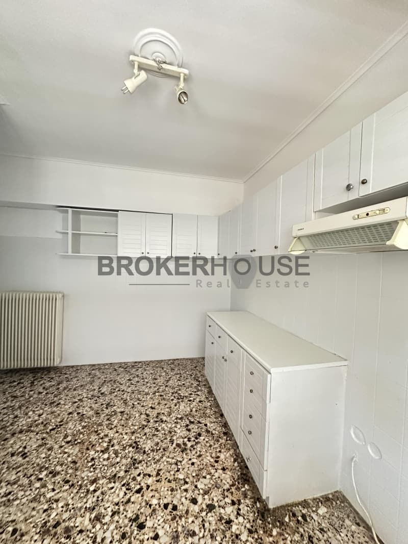 Apartment in Tsakos, Agia Paraskevi — Photo 8 of 10