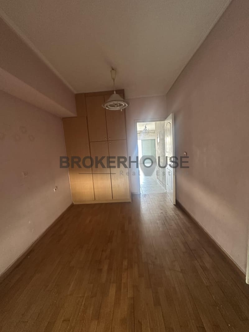 Apartment in Agia Sofia, Neo Psichiko — Photo 4 of 11