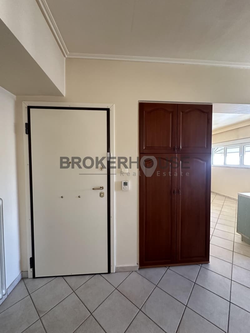 Apartment in Goudi, Goudi — Photo 4 of 15