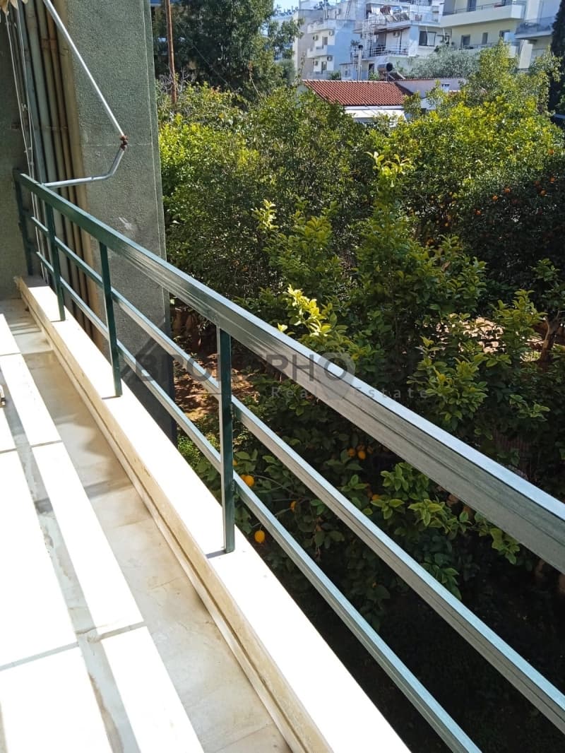 Apartment in Kato Voula, Voula — Photo 12 of 18