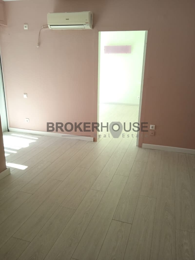Apartment in Kato Voula, Voula — Photo 17 of 18