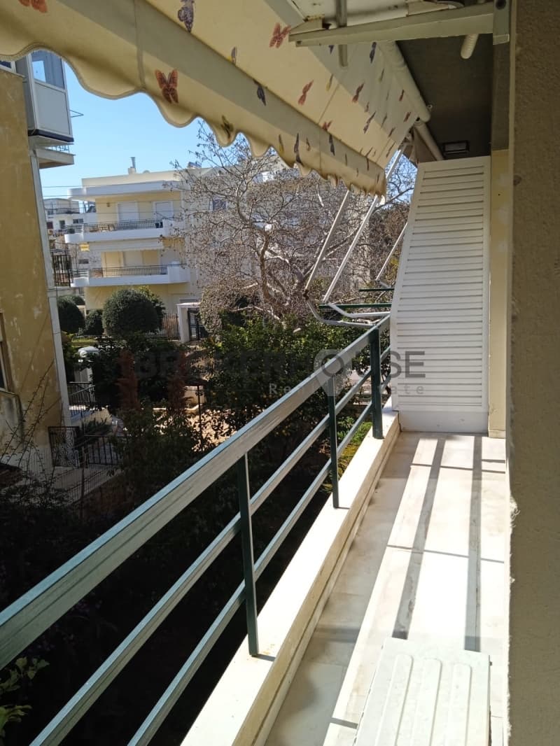 Apartment in Kato Voula, Voula — Photo 15 of 18