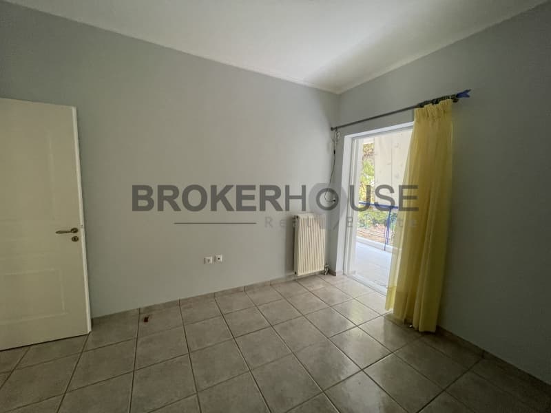 Apartment in Varkiza, Vari - Varkiza — Photo 9 of 17