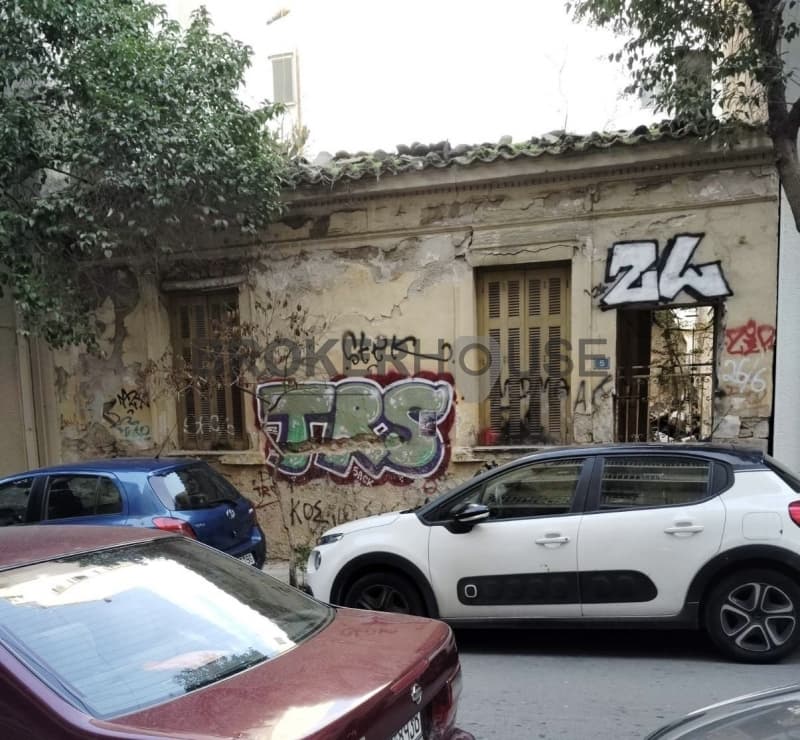 Οικόπεδο στην Αγ. Μελετίου - Πλ. Βικτωρίας - Μάρνη, Λεωφ. Πατησίων - Λεωφ. Αχαρνών — Φωτογραφία 1 από 4