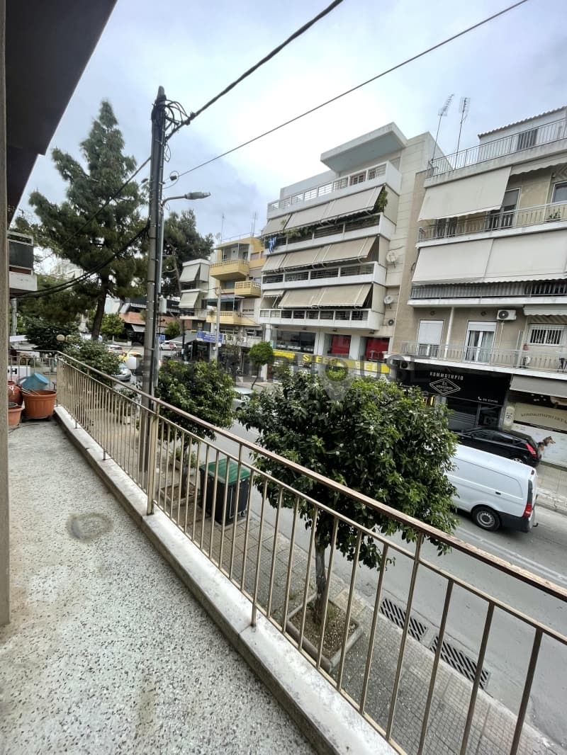 Apartment in Eirini, Nea Ionia — Photo 2 of 19