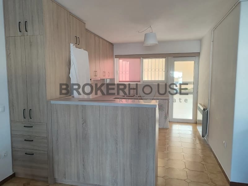 Apartment in Miladeza, Vari - Varkiza — Photo 8 of 18