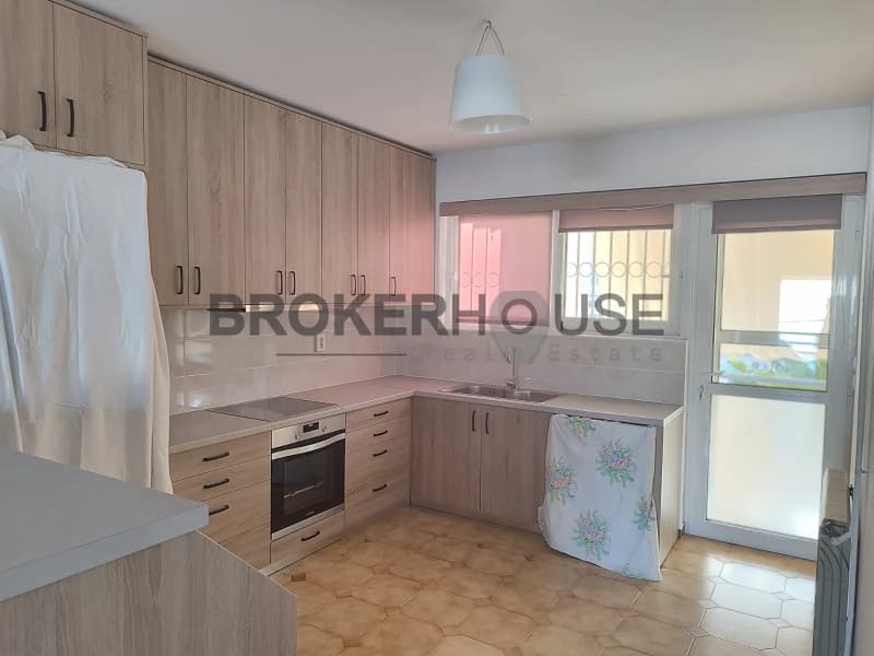 Apartment in Miladeza, Vari - Varkiza — Photo 3 of 18