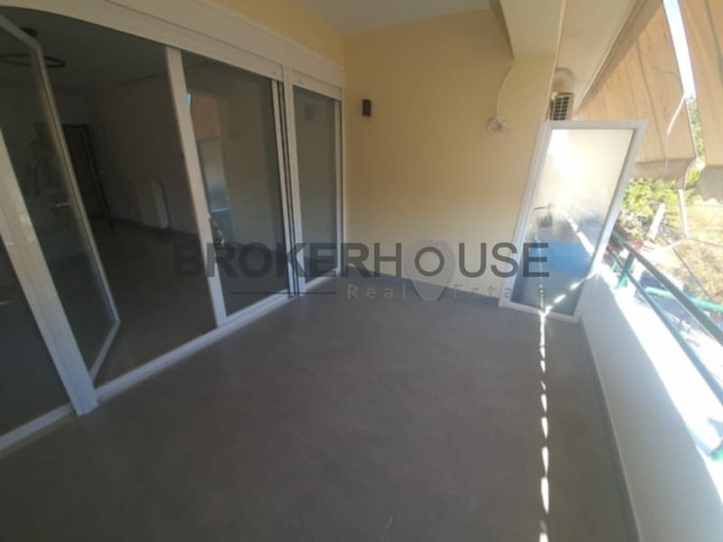 Apartment in Prasinos Lofos, Iraklio — Photo 1 of 13