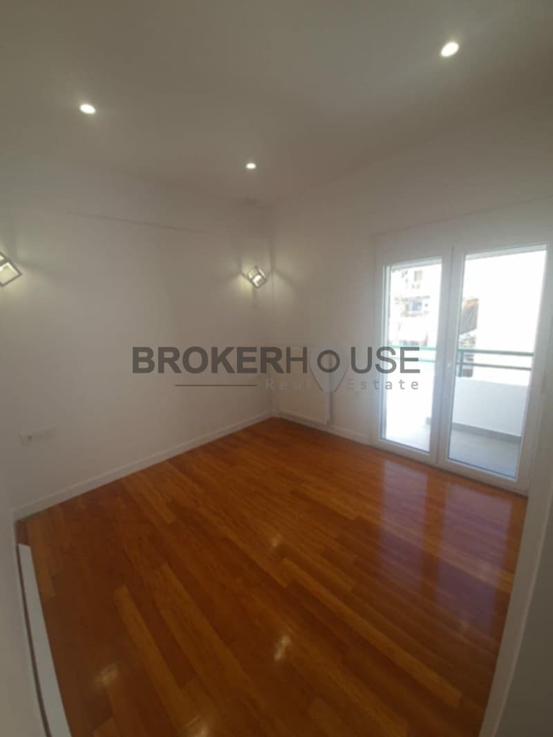Apartment in Prasinos Lofos, Iraklio — Photo 11 of 13