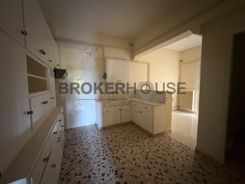Apartment in Agia Varvara, Chalandri — Photo 3 of 12