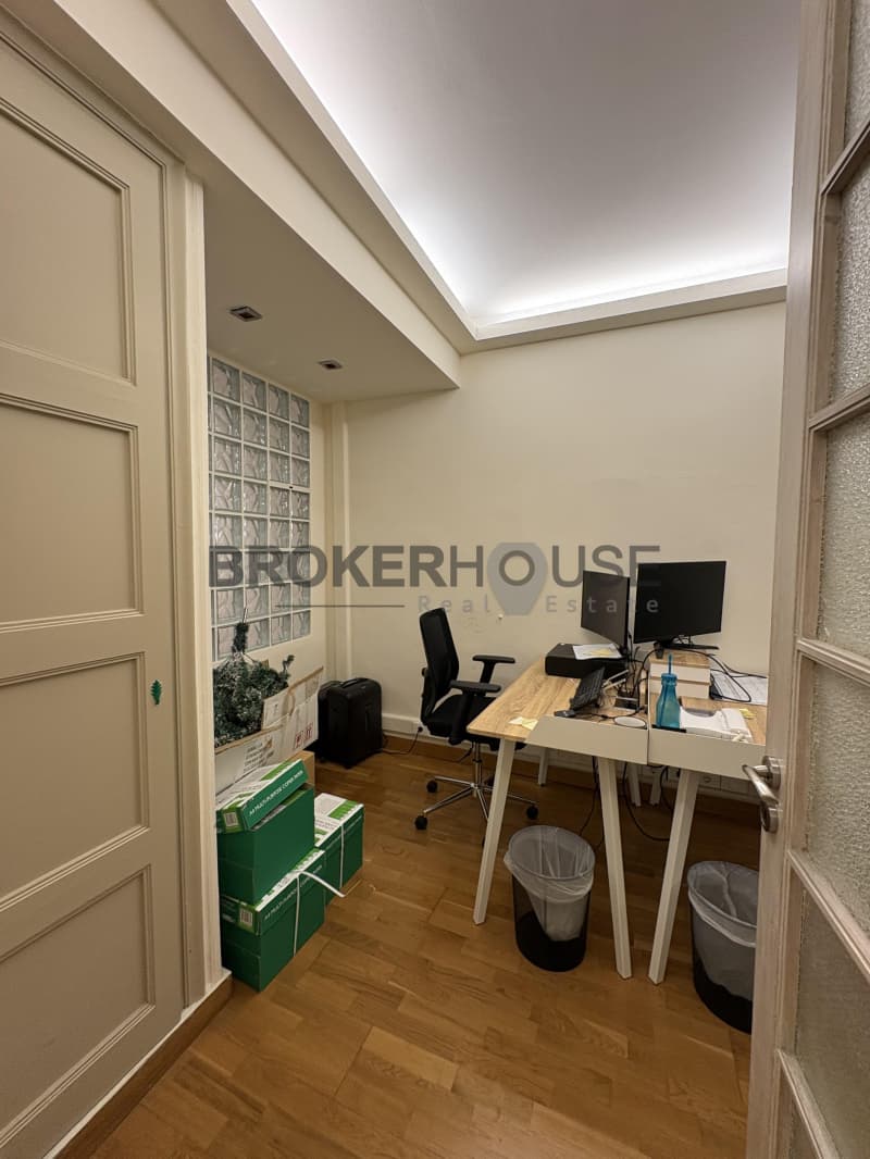 Apartment in akadimia Platonos, Kolonos - Kolokinthous — Photo 2 of 18