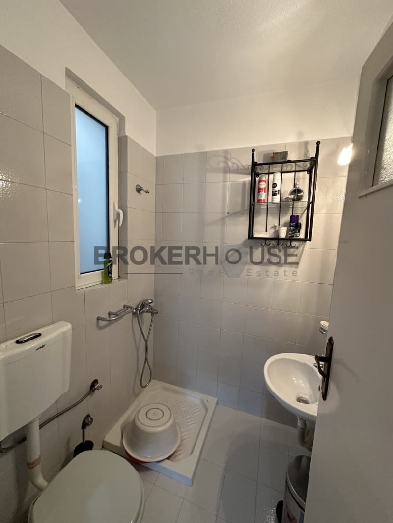 House in Osios Loukas, Patisia — Photo 12 of 16